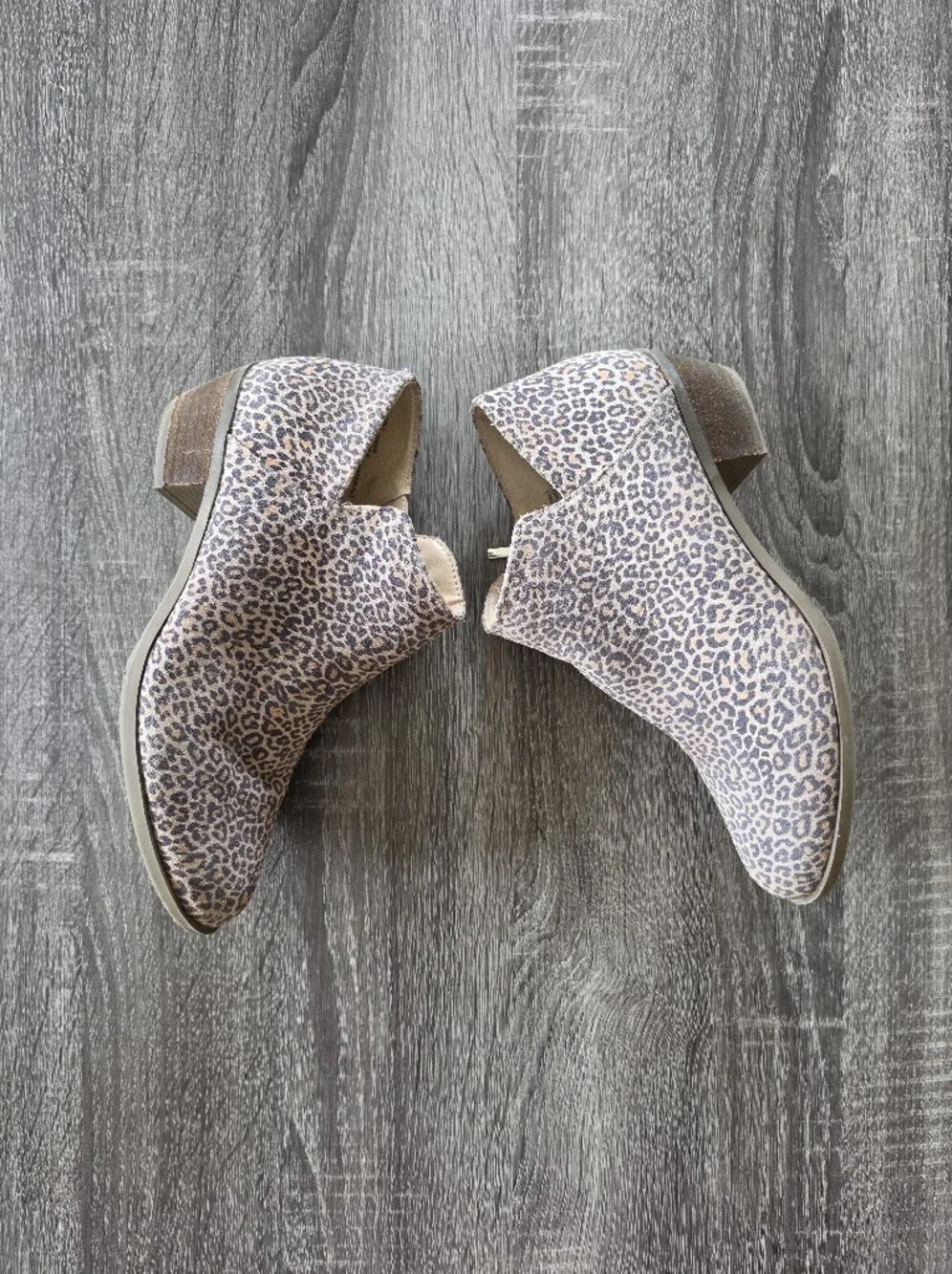 Crown & Ivy Kendall Animal Print Booties